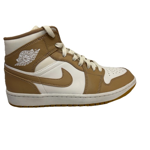 Nike Air Jordan 1 Mid Hemp White/Tan/Gum 554724-271 Men's Size‎ US 9 EUC - Picture 1 of 16